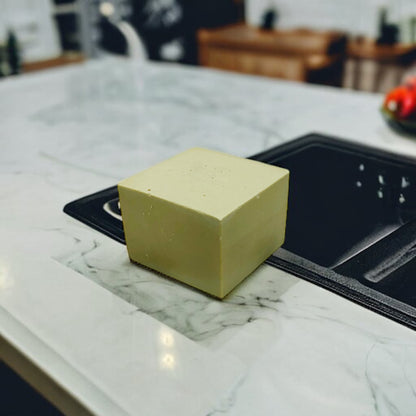 Dish Cube Soap: to degrease without damaging your hands