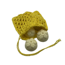 Charger l&#39;image dans la galerie, Pralines de bain avec petit sac crocheté